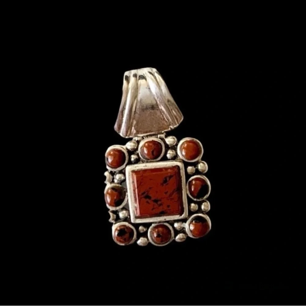 925 Sterling Silver Pendant